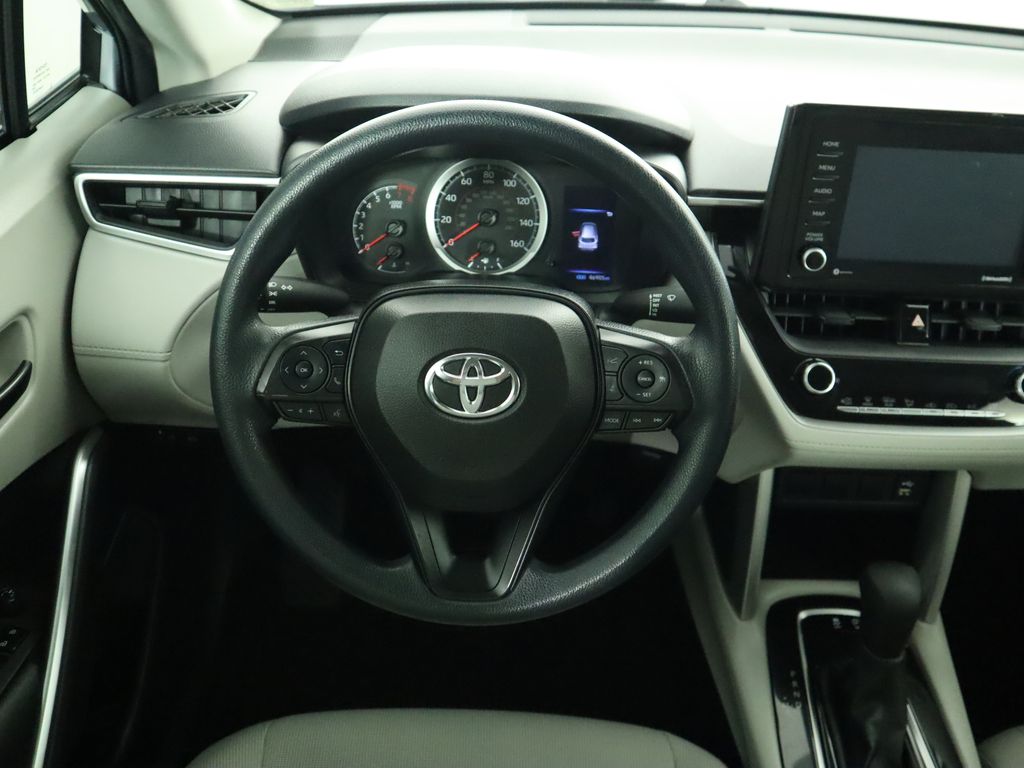 2022 Toyota Corolla Cross L 10