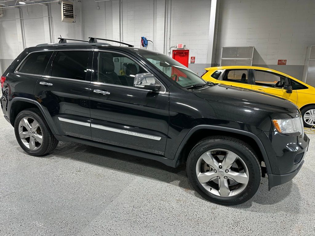 2013 Jeep Grand Cherokee Overland 4WD