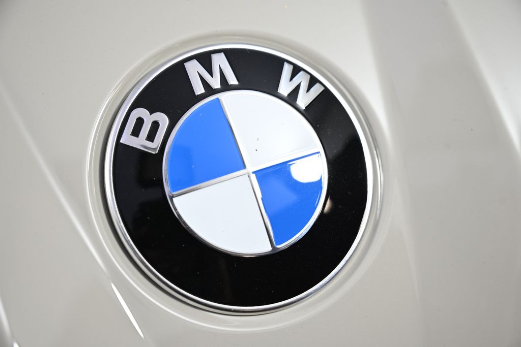 Thumbnail: 2026 BMW X3 - 13