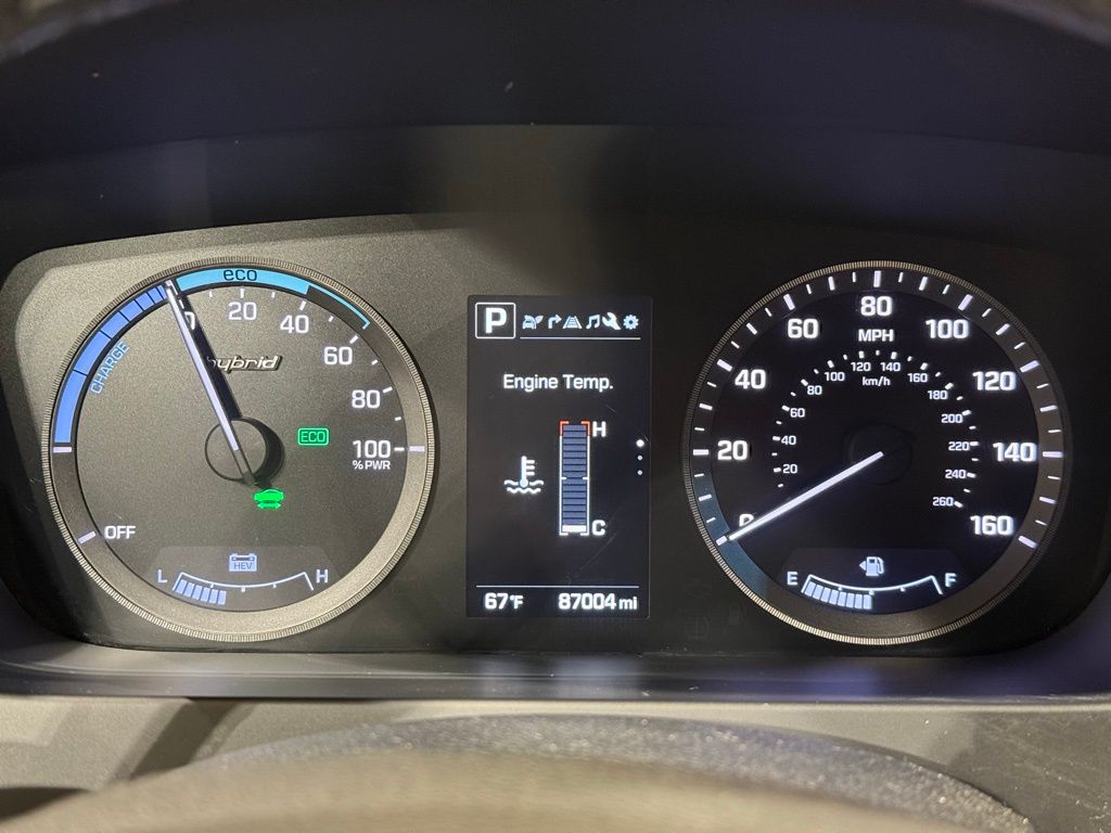 Thumbnail: 2017 Hyundai Sonata - 26