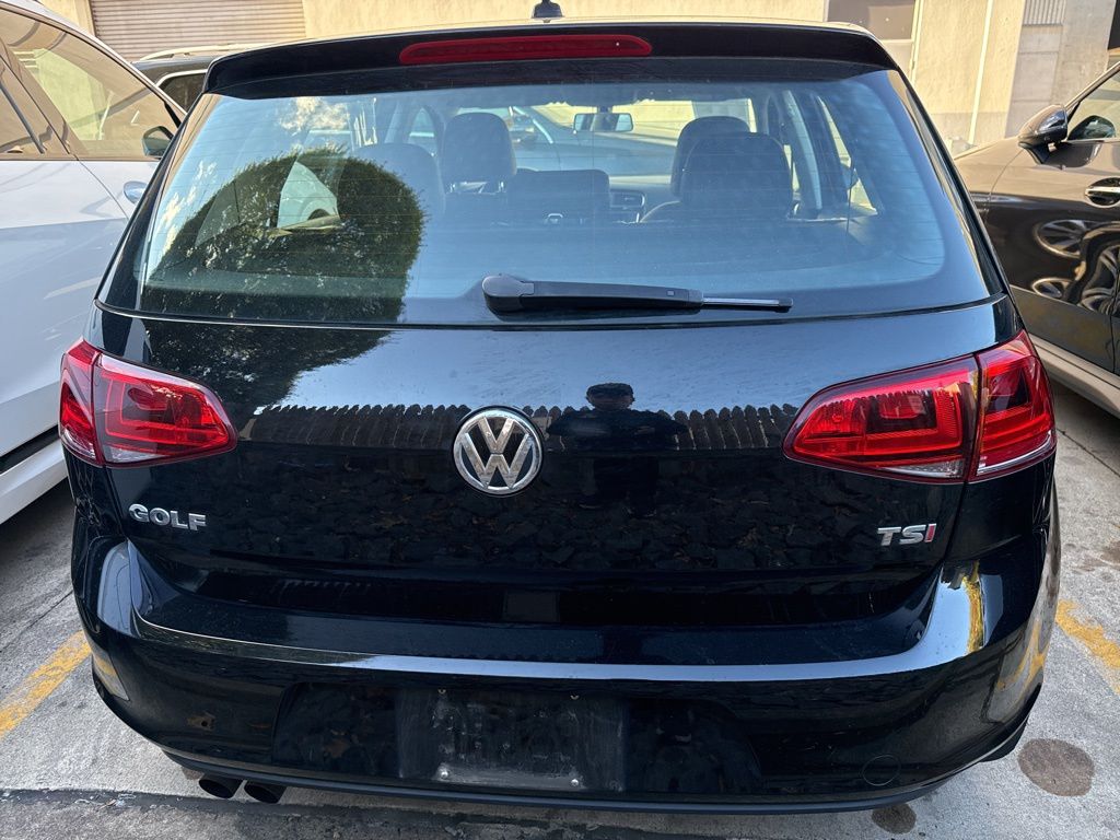 Thumbnail: 2015 Volkswagen Golf - 4