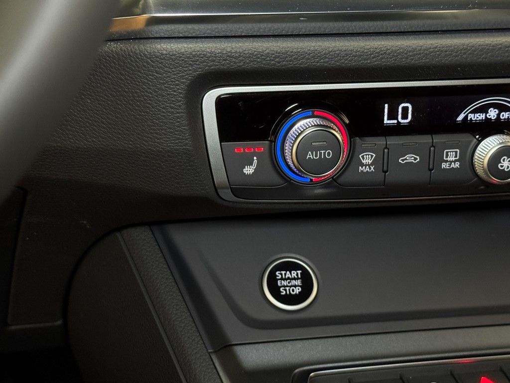 2025 Audi Q3  24