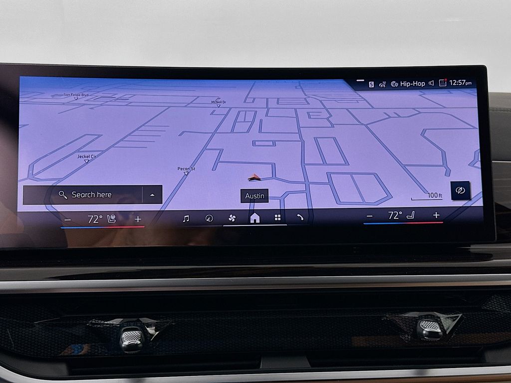 Thumbnail: 2026 BMW X7 - 12