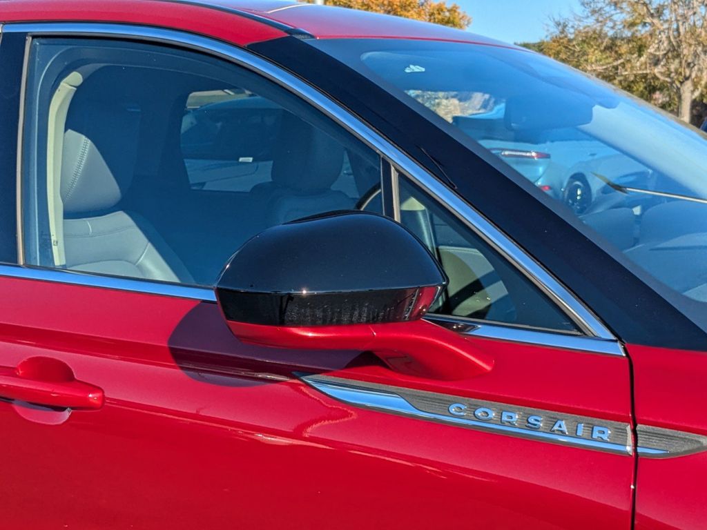 2025 Lincoln Corsair Premiere