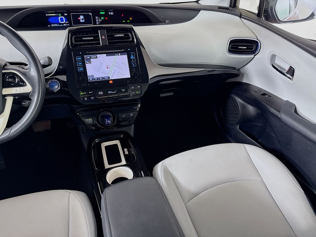 Thumbnail: 2016 Toyota Prius - 24