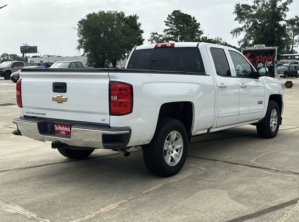 2017 Chevrolet Silverado 1500 LT - 4