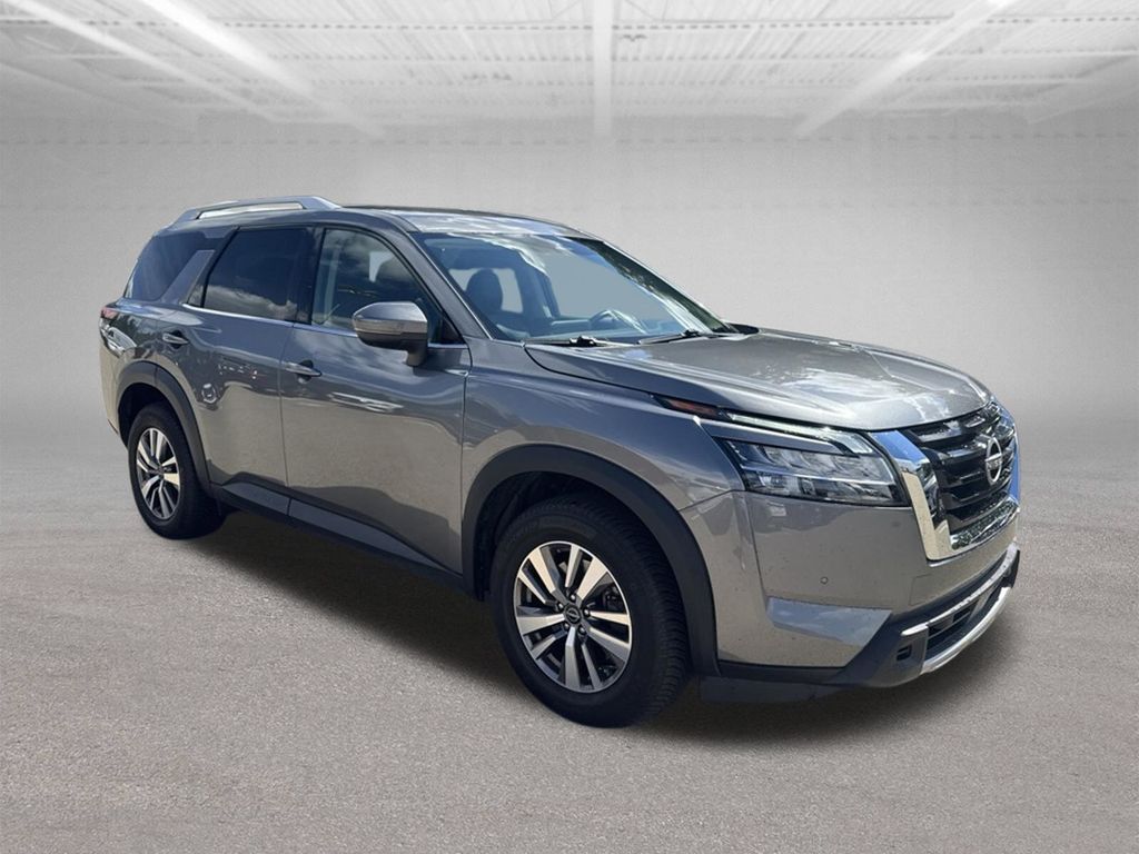 2023 Nissan Pathfinder SL Gray at South Hills Kia
