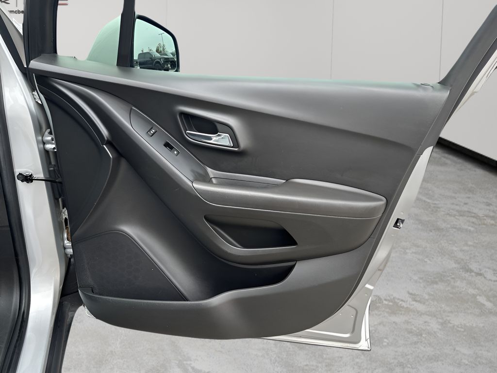 Used Car 2020 Chevrolet Trax  Ls For Sale Under $15,000 In Austin, Texas