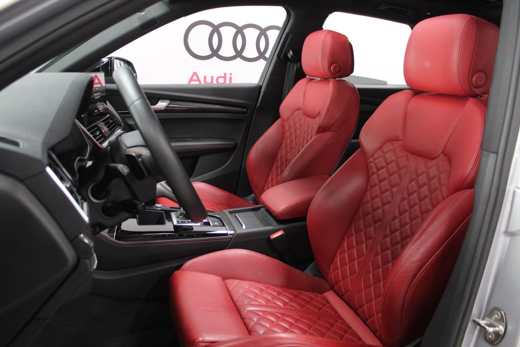Thumbnail: 2021 Audi SQ5 - 12
