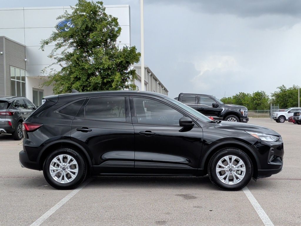 2025 Ford Escape Active - 8