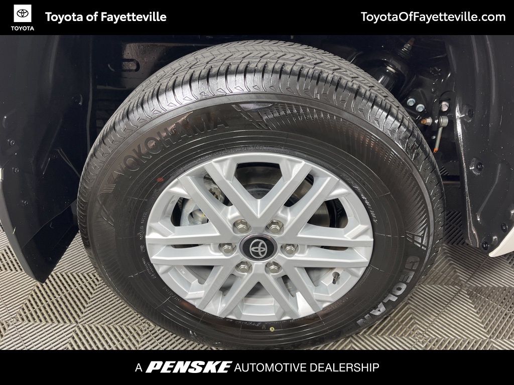Thumbnail: 2025 Toyota Tundra - 10