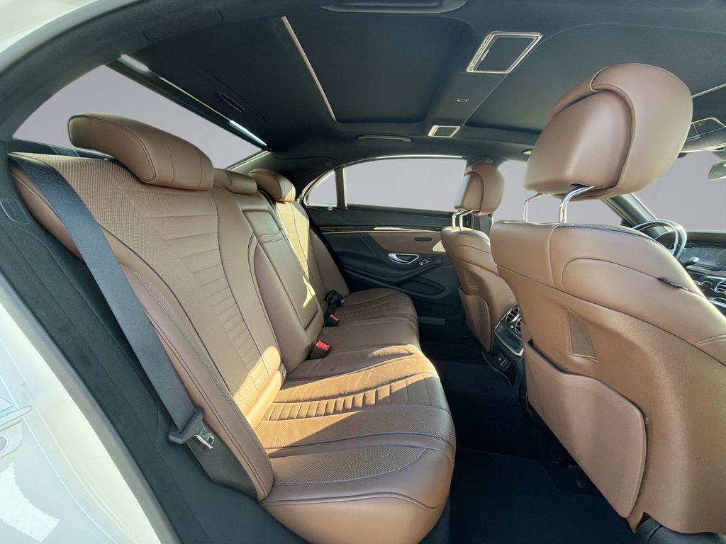 Thumbnail: 2016 Mercedes-Benz S-Class - 17