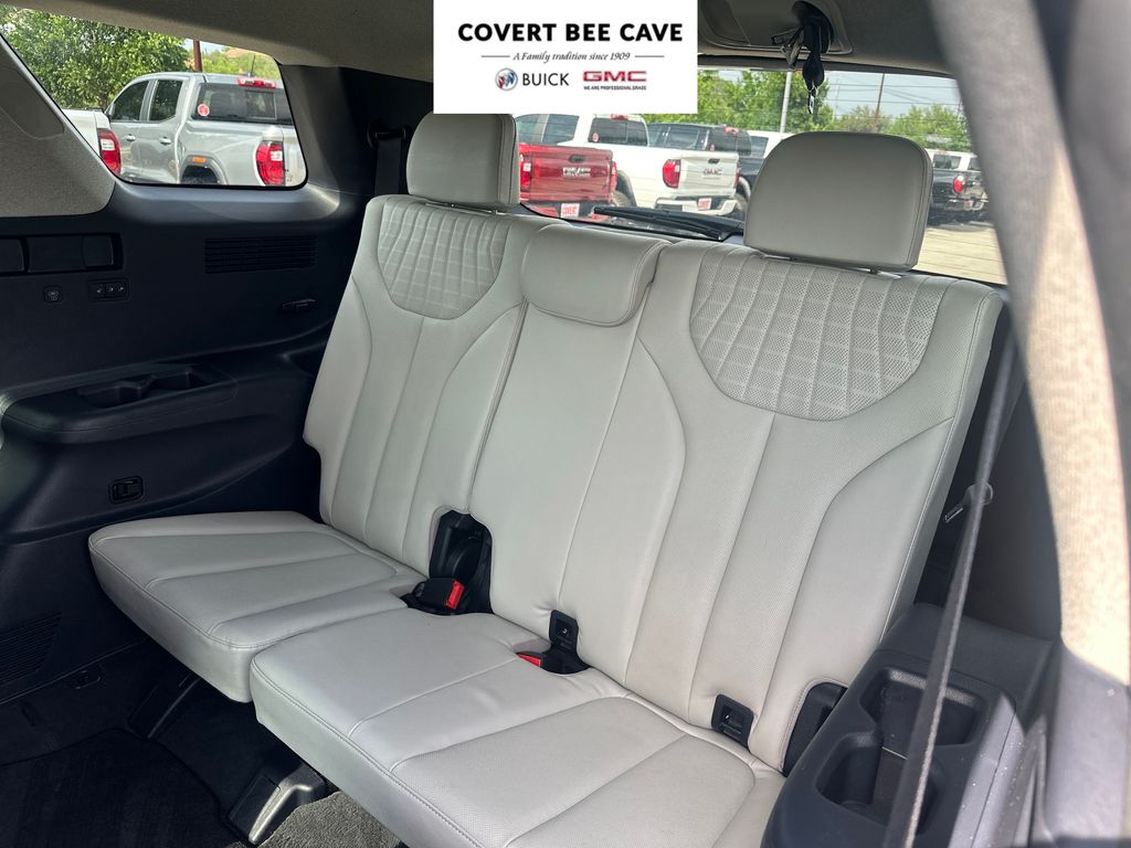 Used Car 2023 Hyundai Palisade  Limited For Sale Under $35,000 In Austin, Texas