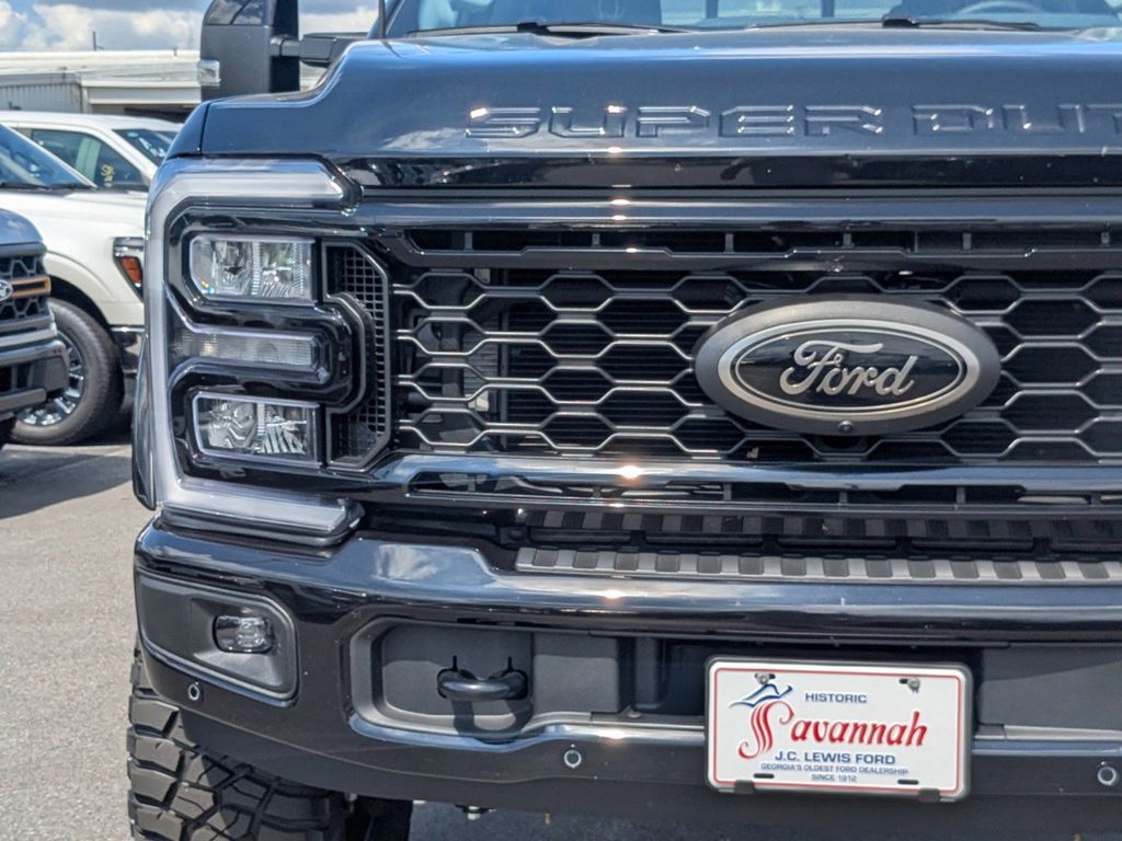 2025 Ford F-250 LARIAT