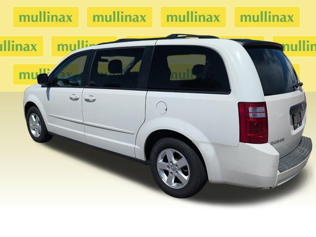 2010 Bright Silver Metallic Clearcoat Dodge Grand Caravan Hero FWD Van