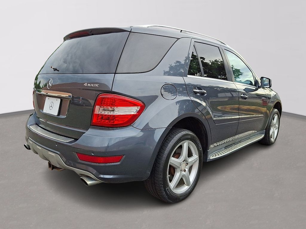 Thumbnail: 2011 Mercedes-Benz M-Class - 4