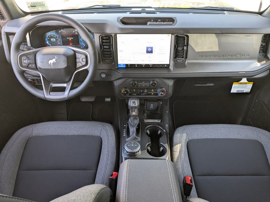2025 Ford Bronco 