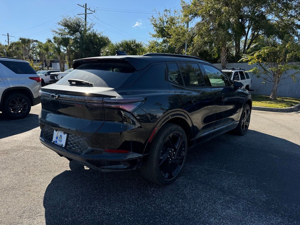 2024 Chevrolet Equinox EV RS 8