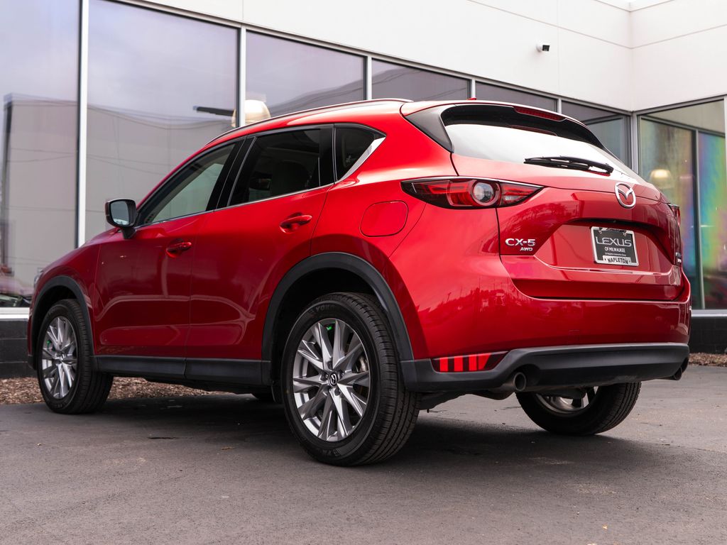 View vehicle photo 7