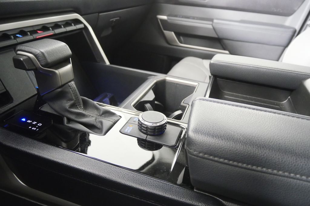 Thumbnail: 2024 Toyota Tundra - 23