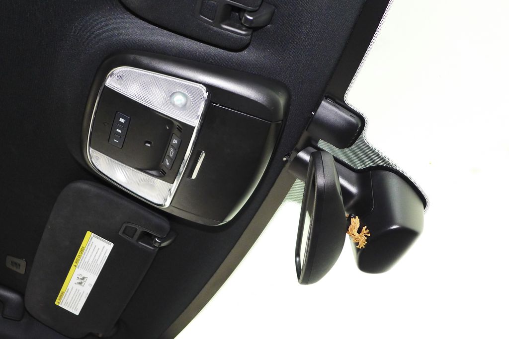 Thumbnail: 2022 Jeep Grand Cherokee - 16