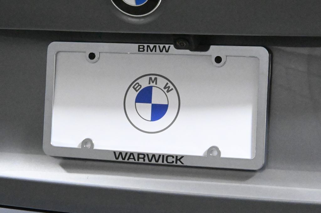 Thumbnail: 2026 BMW 3 Series - 14