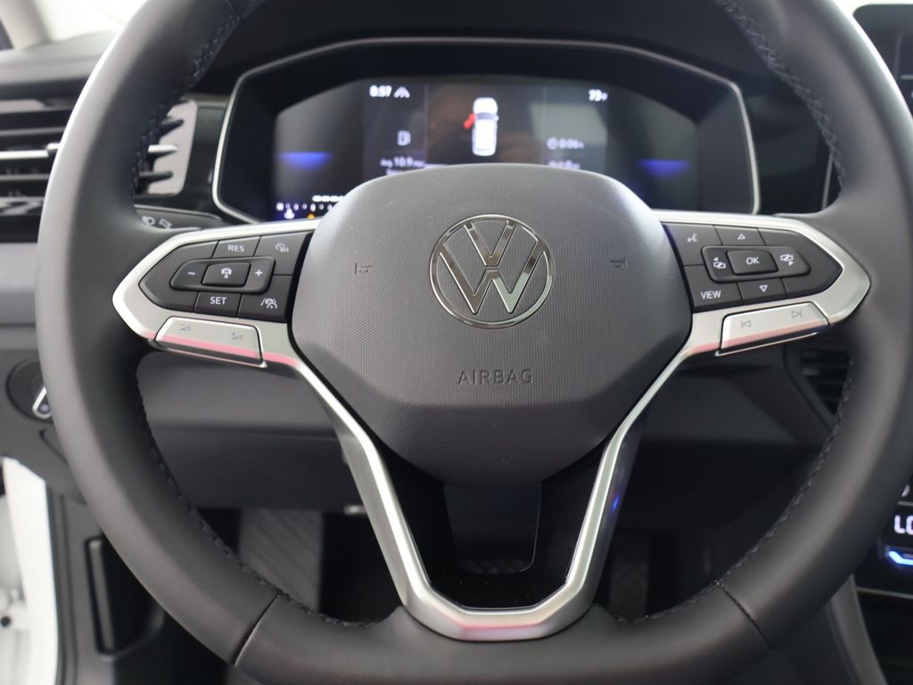 2025 Volkswagen Jetta SE - Photo 20