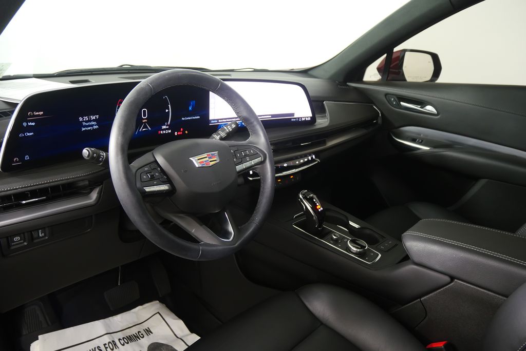 Thumbnail: 2024 Cadillac XT4 - 13