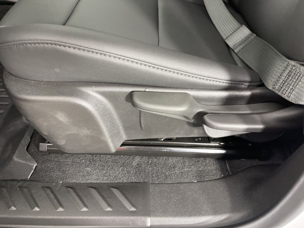 Thumbnail: 2026 Chevrolet Colorado - 23