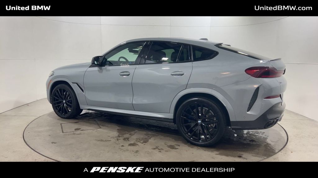 2024 BMW X6 M 6