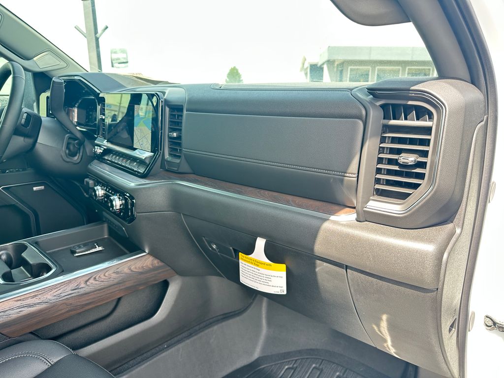 New 2025 GMC Sierra 2500HD Truck
