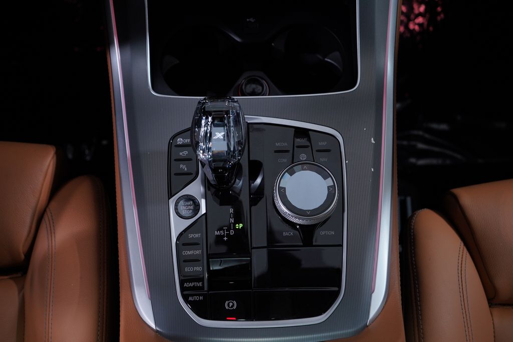 Thumbnail: 2022 BMW X5 - 14