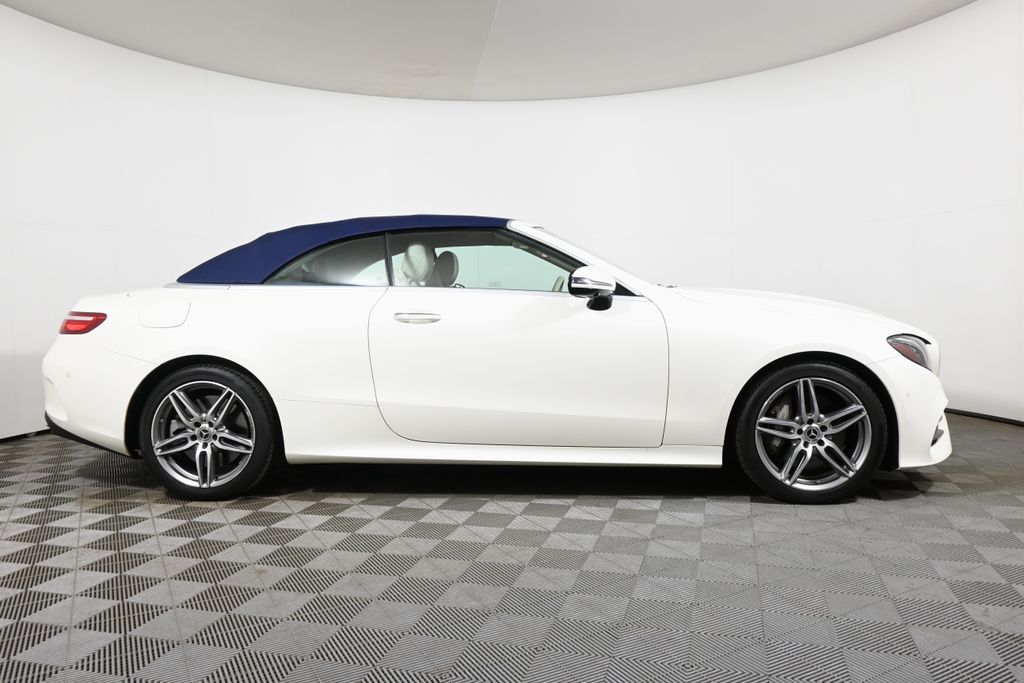 Thumbnail: 2020 Mercedes-Benz E-Class - 9