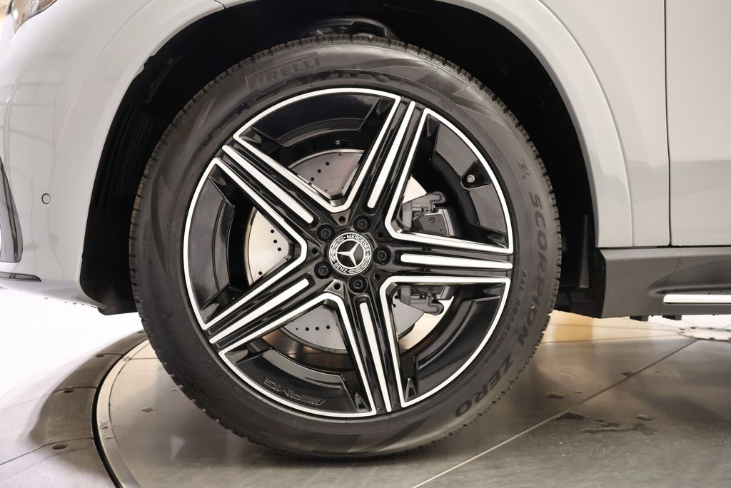 Thumbnail: 2026 Mercedes-Benz GLE - 11