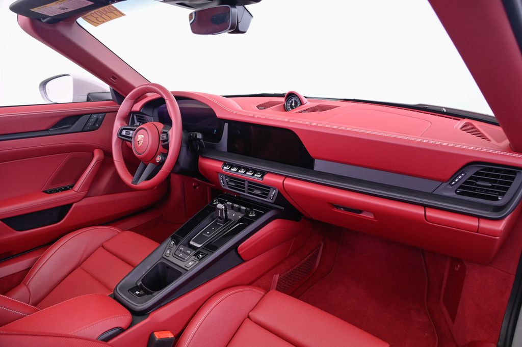 Thumbnail: 2026 Porsche 911 - 21