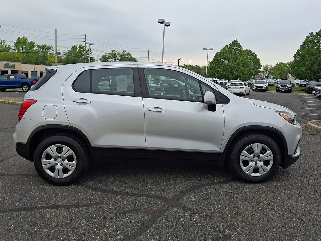 used 2018 Chevrolet Trax car, priced at $12,084