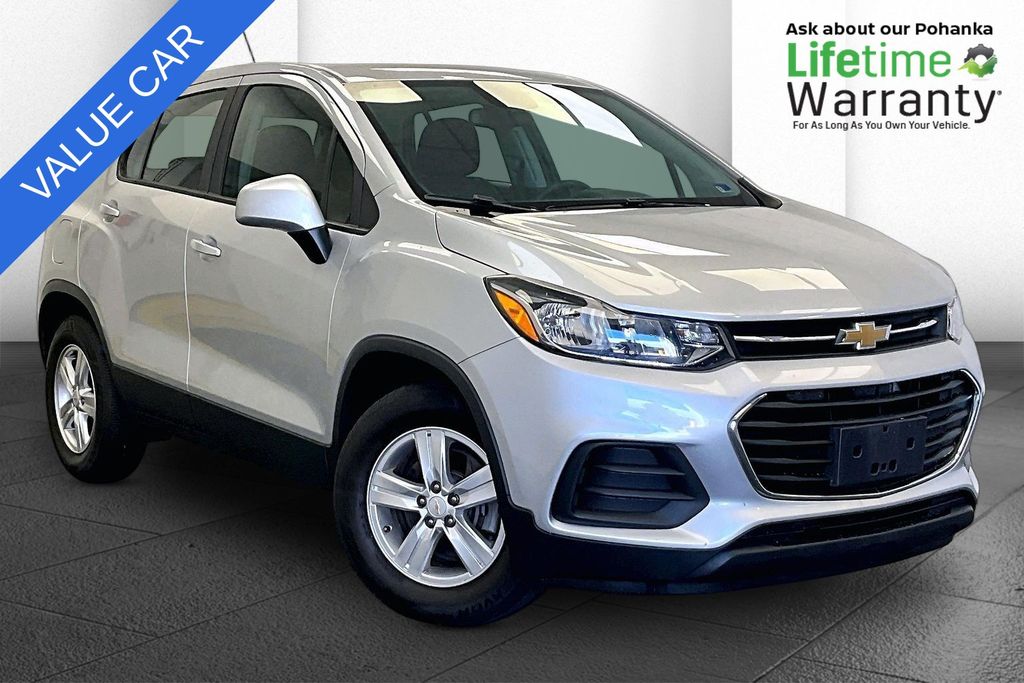 Silver Ice Metallic 2020 Chevrolet Trax SUV / Crossover Front-Wheel Drive Automatic