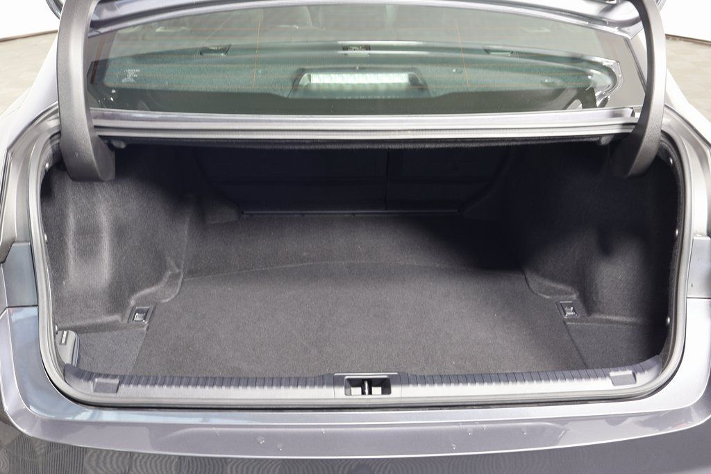 Thumbnail: 2025 Lexus IS - 14