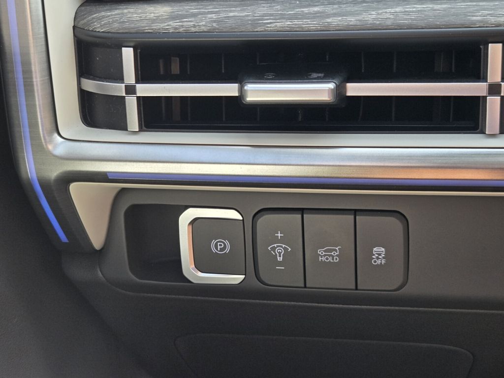 2025 Hyundai Santa Fe - $39,999