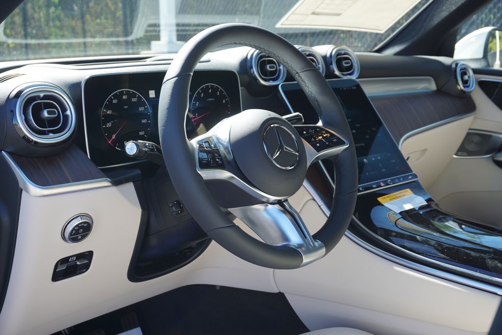 Thumbnail: 2026 Mercedes-Benz GLC - 25