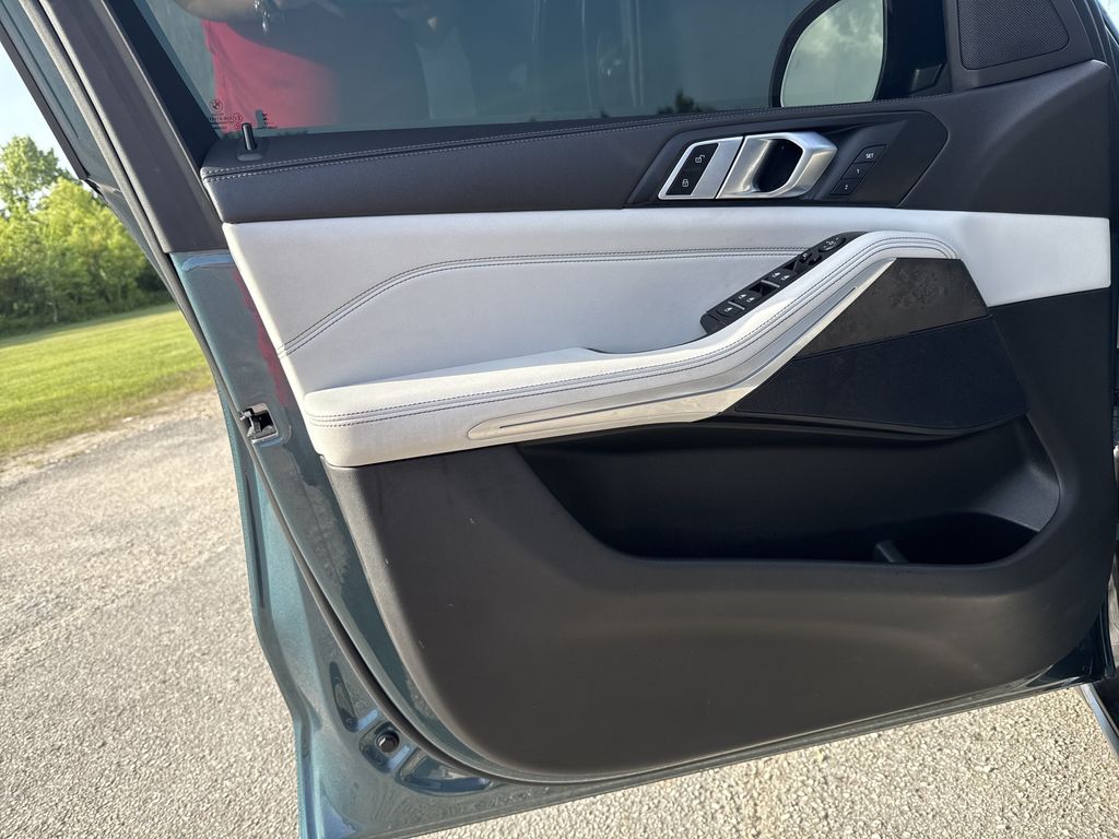 2024 BMW X5 sDrive40i Blue at Mac Haik CDJR North Houston