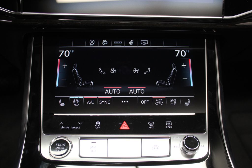 Thumbnail: 2026 Audi Q7 - 17