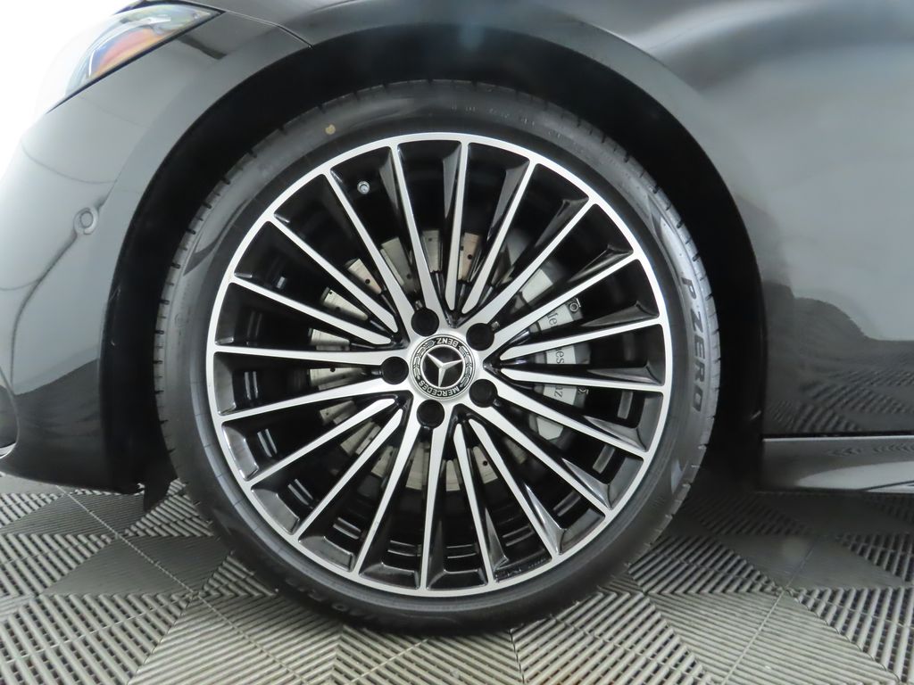 2025 Mercedes-Benz C-Class C 300 32