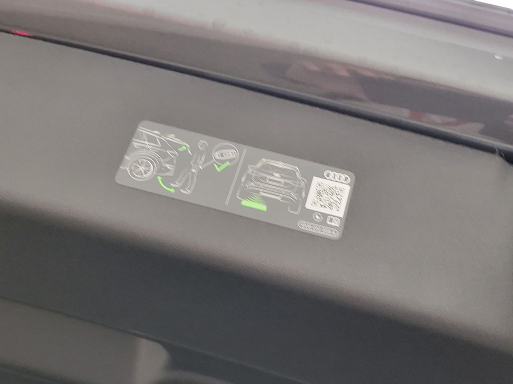 Thumbnail: 2026 Audi Q3 - 12