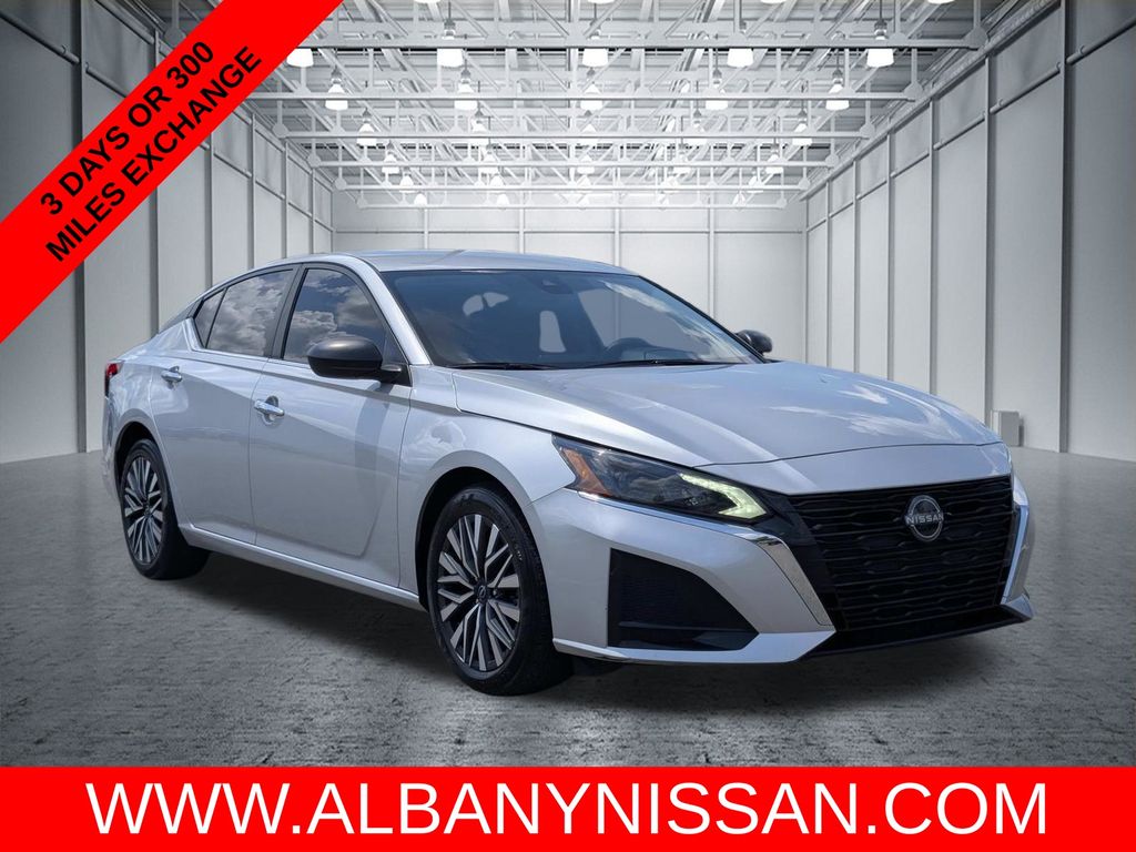 2024 Nissan Altima 2.5 SV