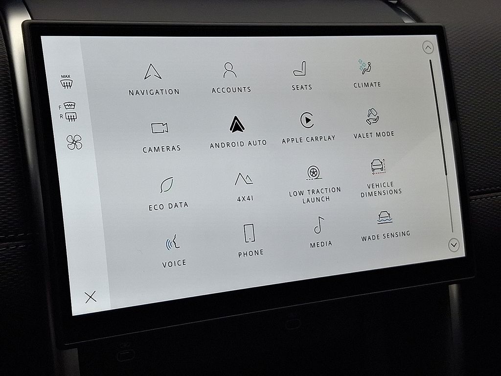Thumbnail: 2025 Land Rover Discovery Sport - 26