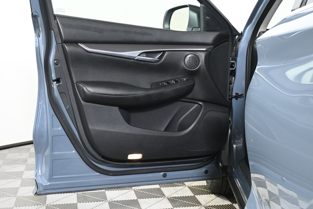 2022 INFINITI QX50 Luxe 27