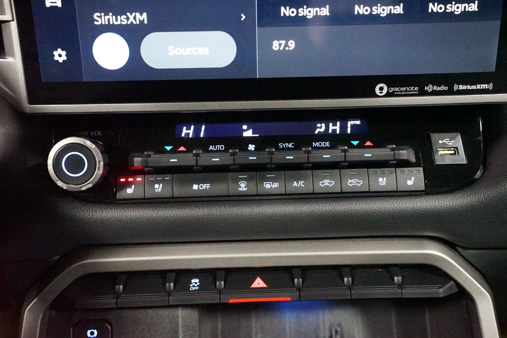 Thumbnail: 2024 Toyota Tundra - 21