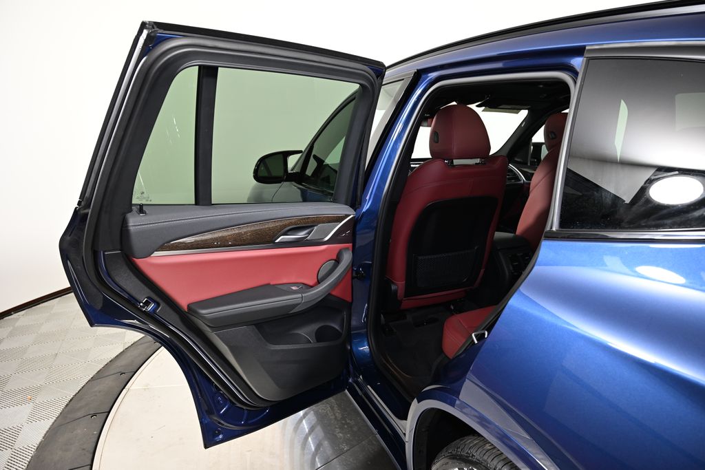 Thumbnail: 2023 BMW X3 - 24