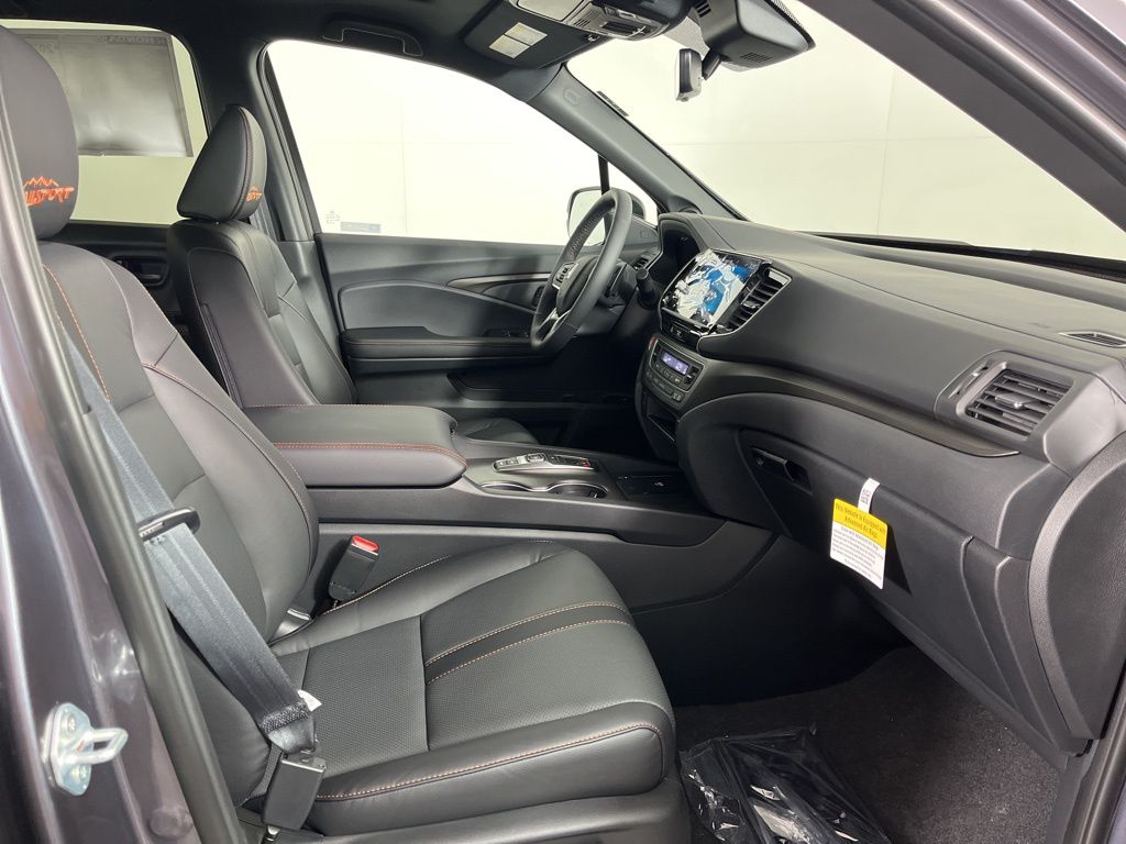 Thumbnail: 2026 Honda Ridgeline - 8